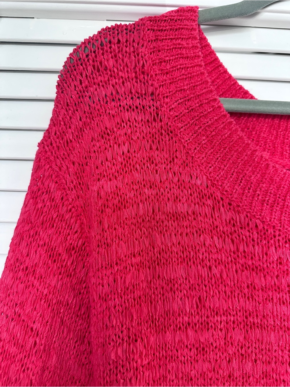 Y2K Victoria's Secret Hot Coral Pink Scoop Neck Knit Sweater Size L - Picture 2 of 15